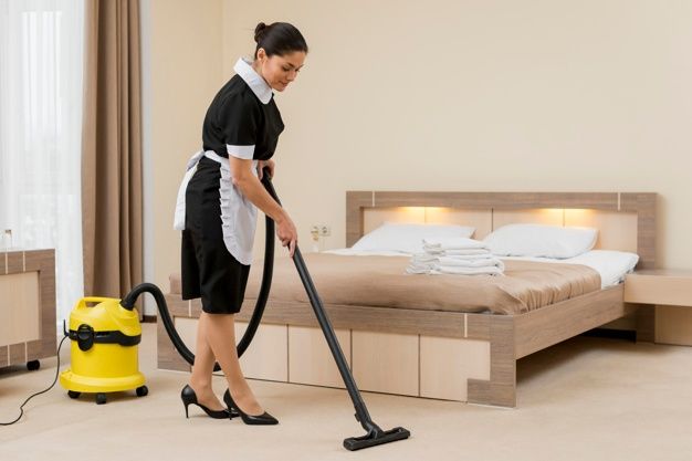 andrew mewburn add Cleaning Naked Videos photo