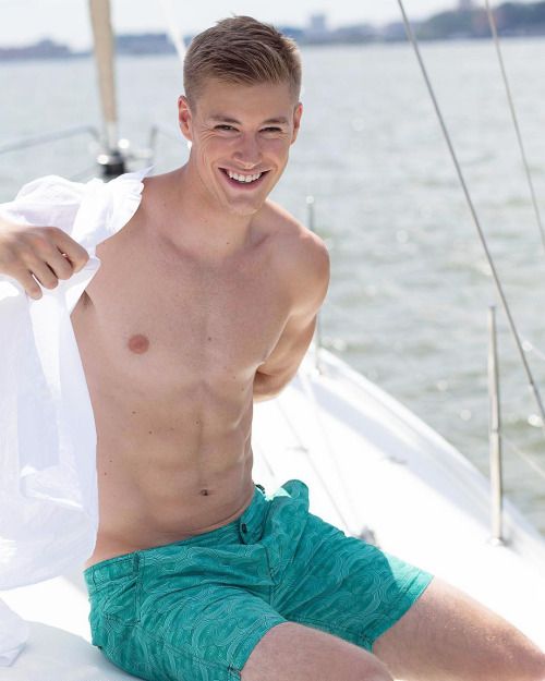 connie burt add Naked Teenage Guys photo