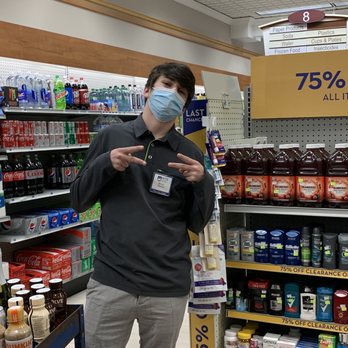 cesar agreda add Flashing In Grocery Store photo