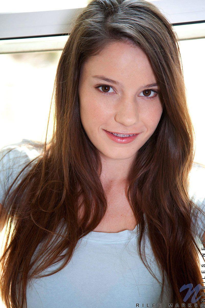 carol willson add Genevese Rylee photo