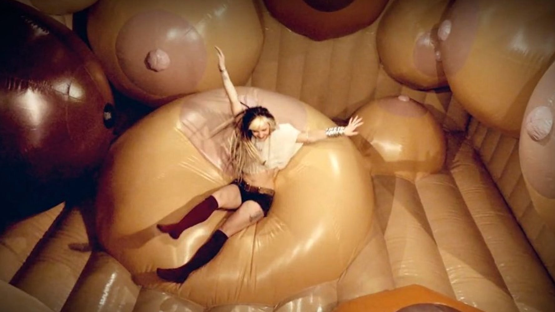 arnel luat add Giant Bouncy Tits photo