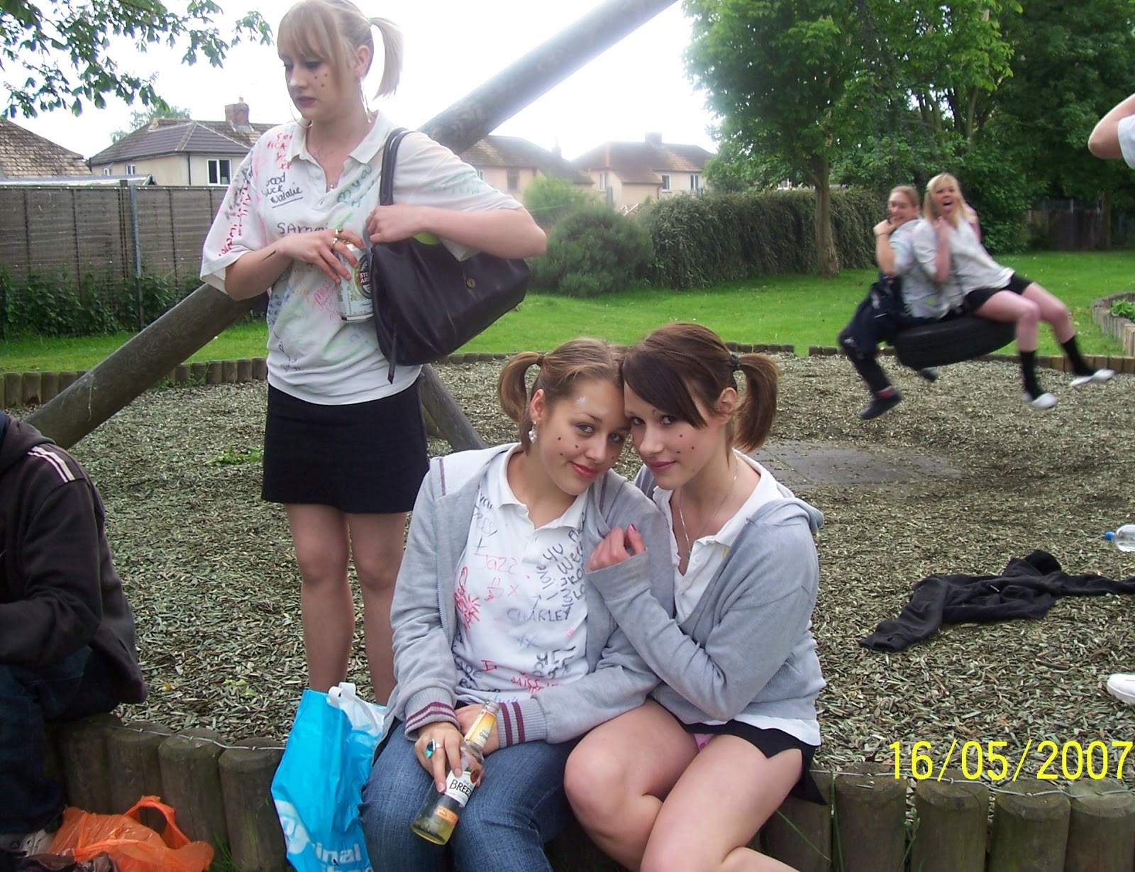 anmol mudgal add Gorls Flashing photo