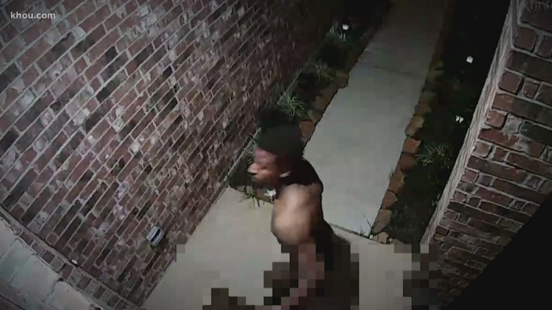 Guys Walking Around Naked 1661