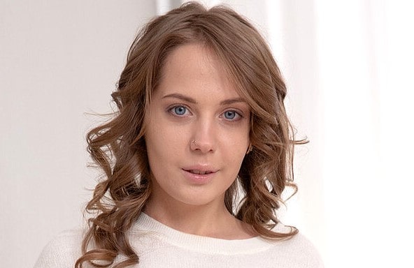 denise eschmann add Hannah Stasia Bbc photo