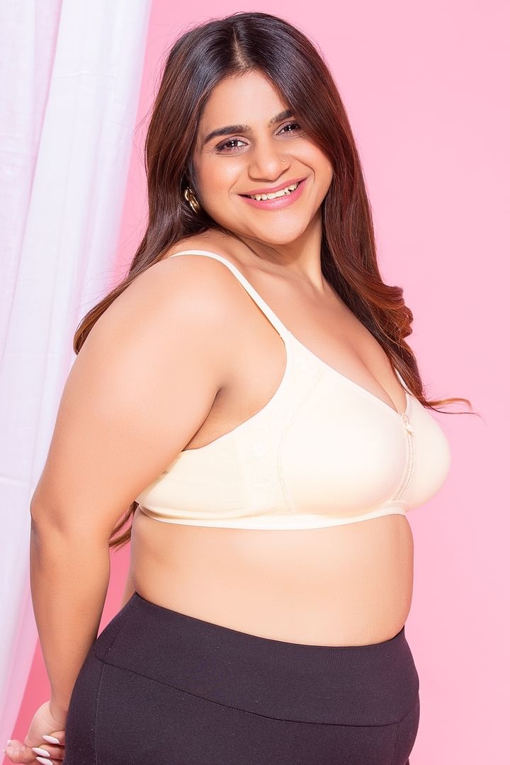 caroline chevalier add Heavy Set Women Nude photo