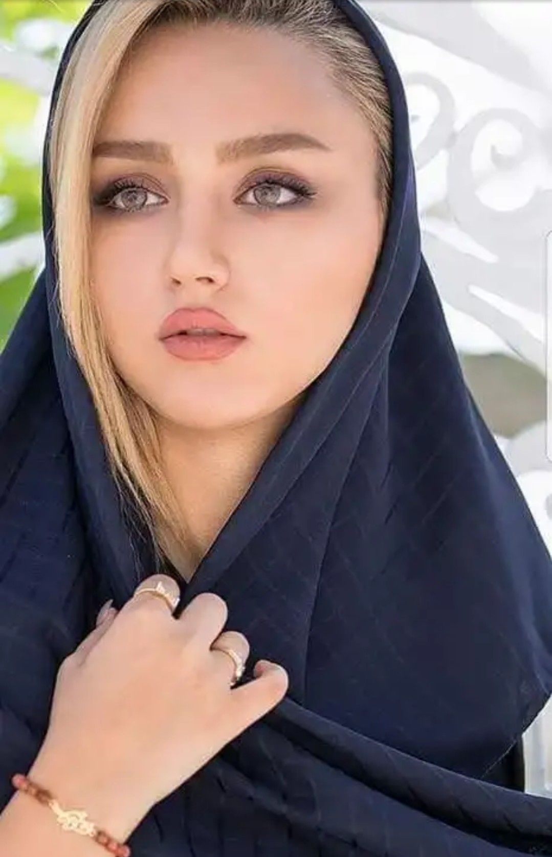 bulan jelita add Iranian Pourn photo