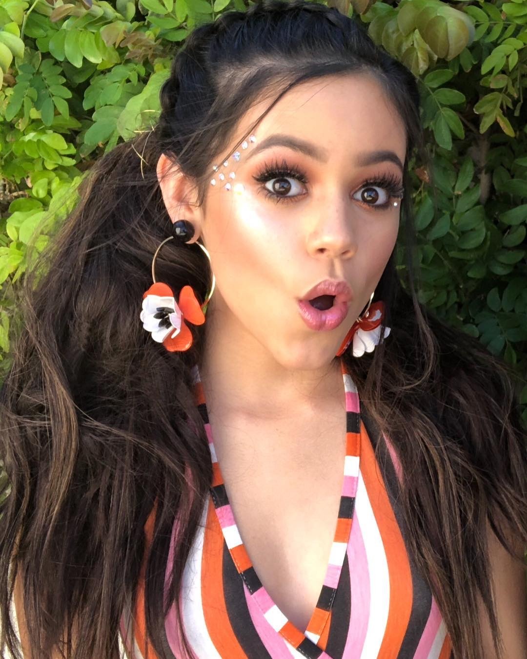 alyssa renz add Jenna Ortega Poen photo