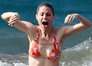 darlene walsh add Julie Bowen Swimsuit photo