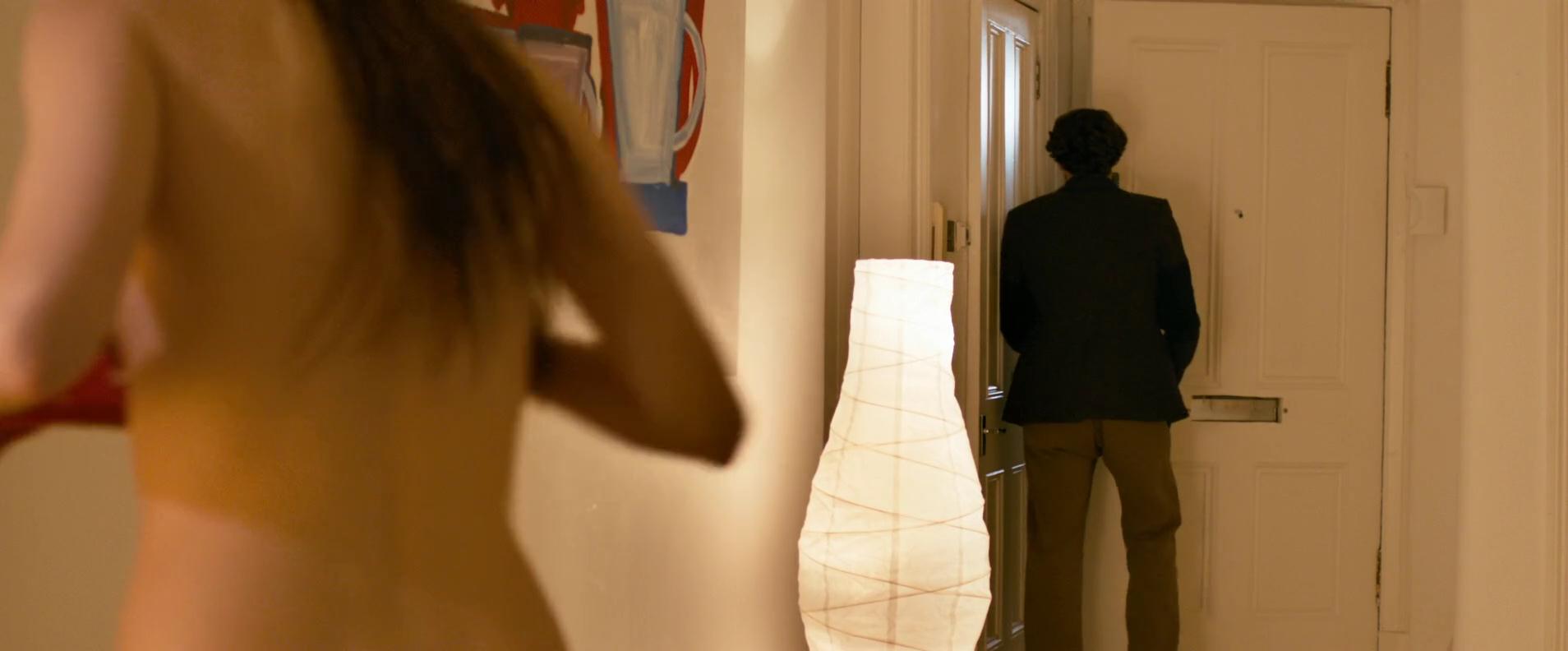 david moke add Karen Gillan Nuda photo