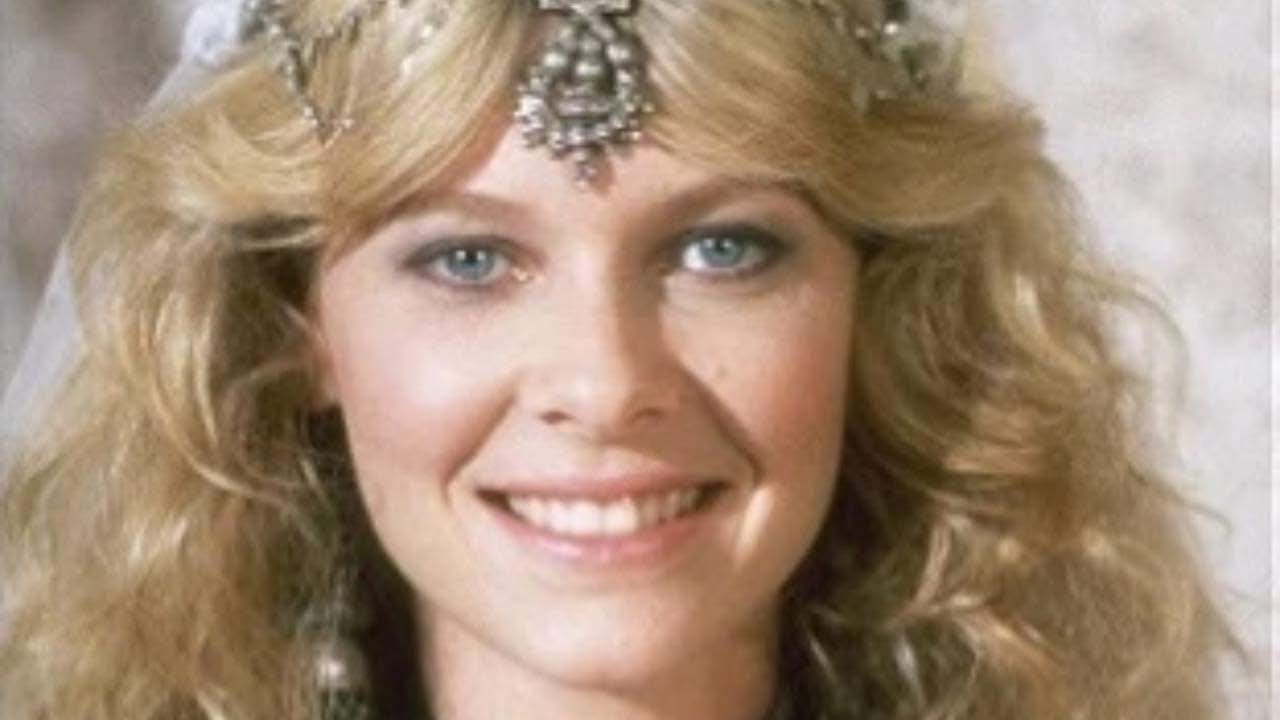 dewa maha add Kate Capshaw Boobs photo