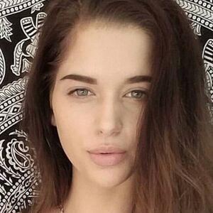 andreas brandt add Kelly Apraez Porn photo