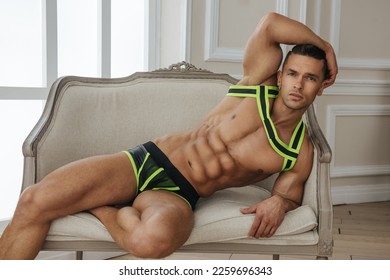 dave pool add Kinky Guy photo