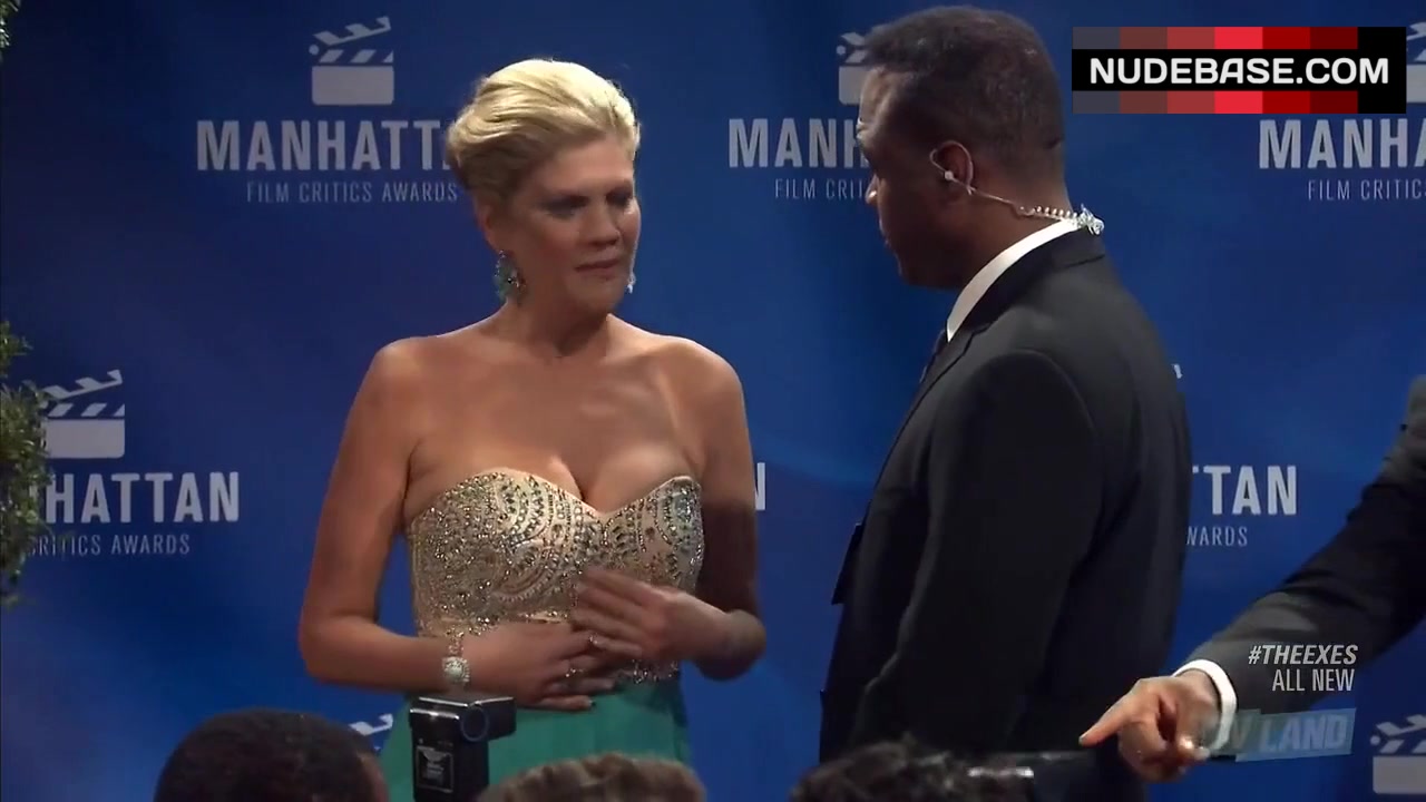 amit avieli add Kristen Johnston Nude photo