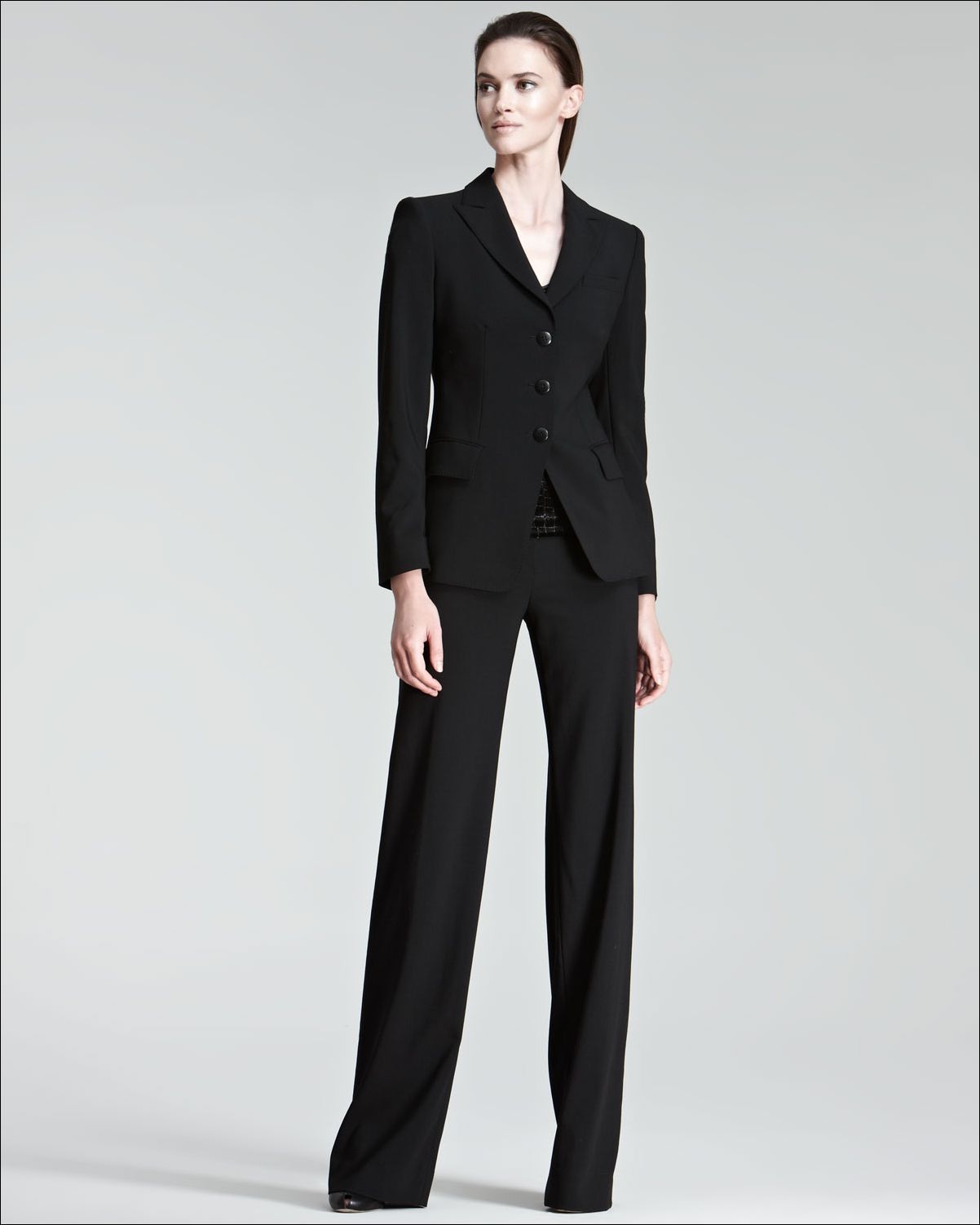 chris maines add Lady Armani photo