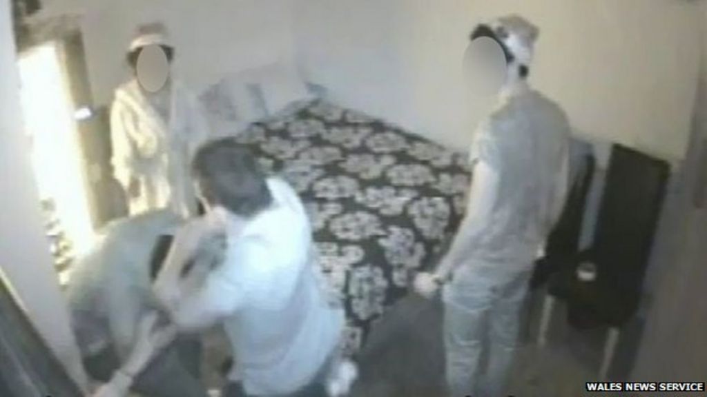 don means add Latina Massage Hidden Cam photo