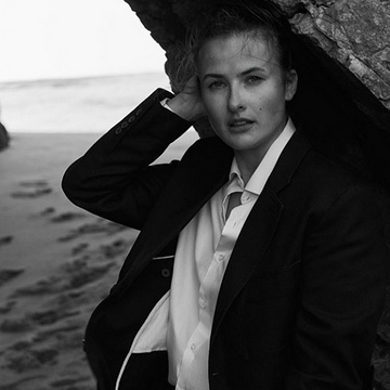 corby kelly add Lnna Lnnaki photo