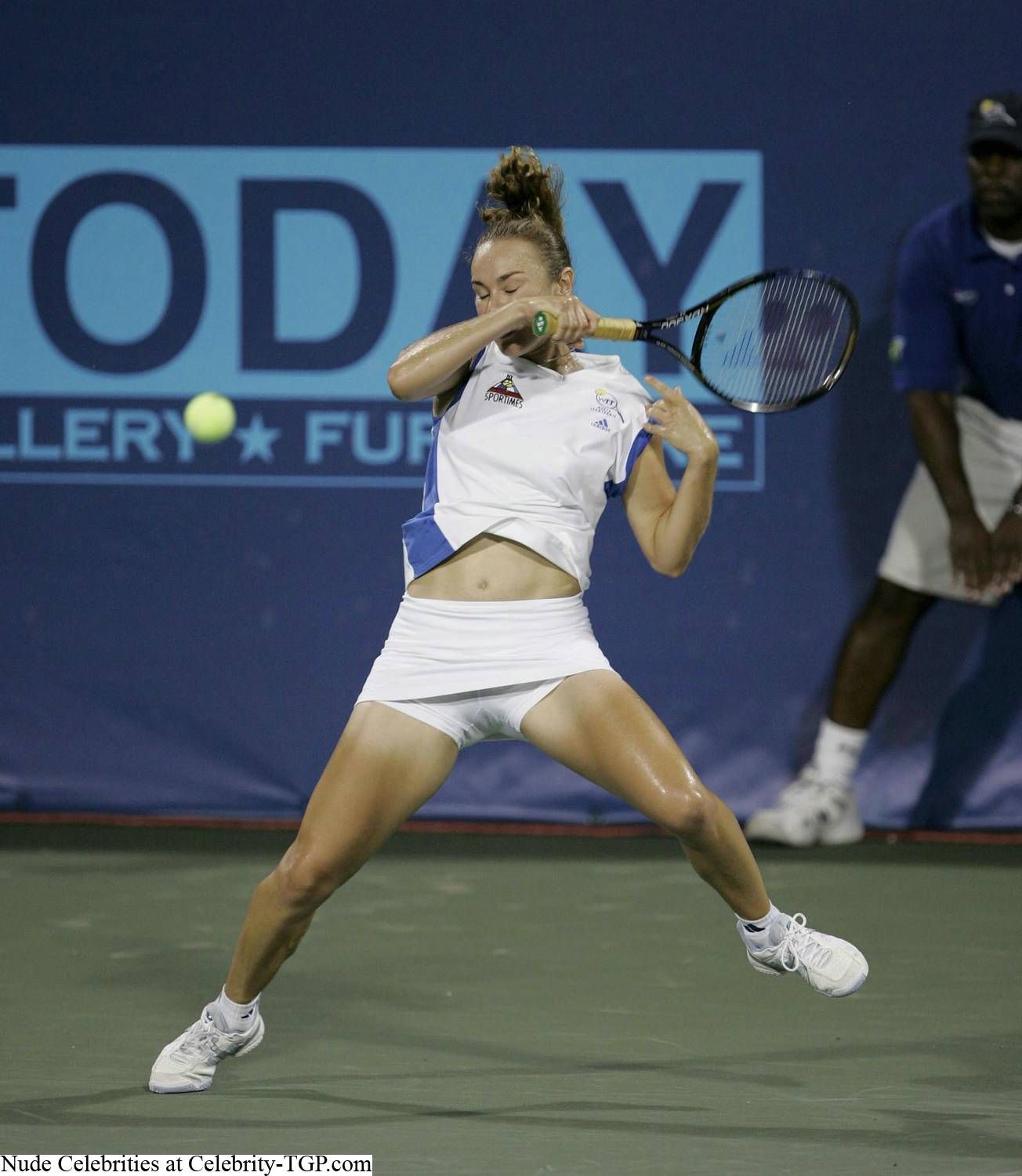 bemotis williams add Martina Hingis Nude photo
