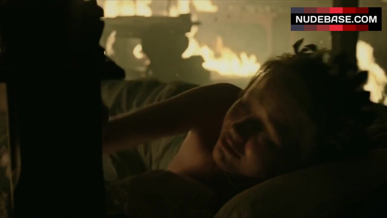 Mia Goth Boobs 185