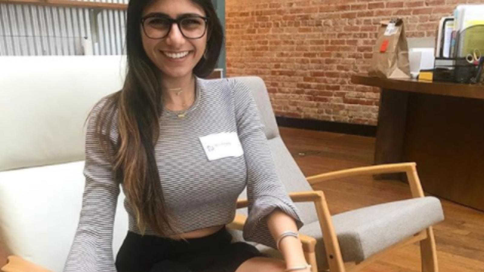 ashley brooke smith add Mia Khalifa In The Tub photo