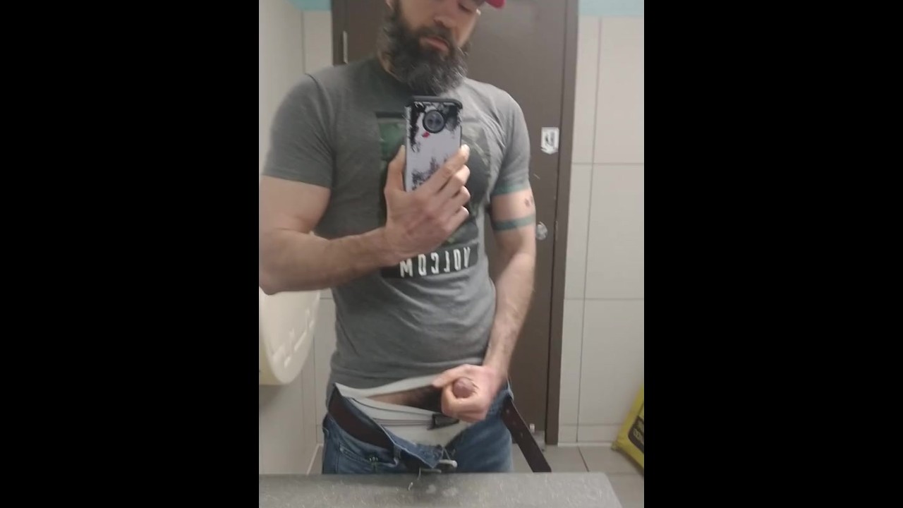 curtis l jackson add Muscle Daddy Jerk Off photo