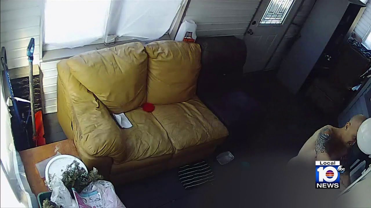 cheryl murphy smith add Naked Caught On Cam photo