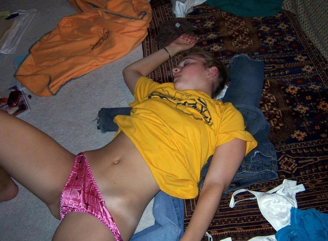 ann van eeden add Naked Drunk Ladies photo