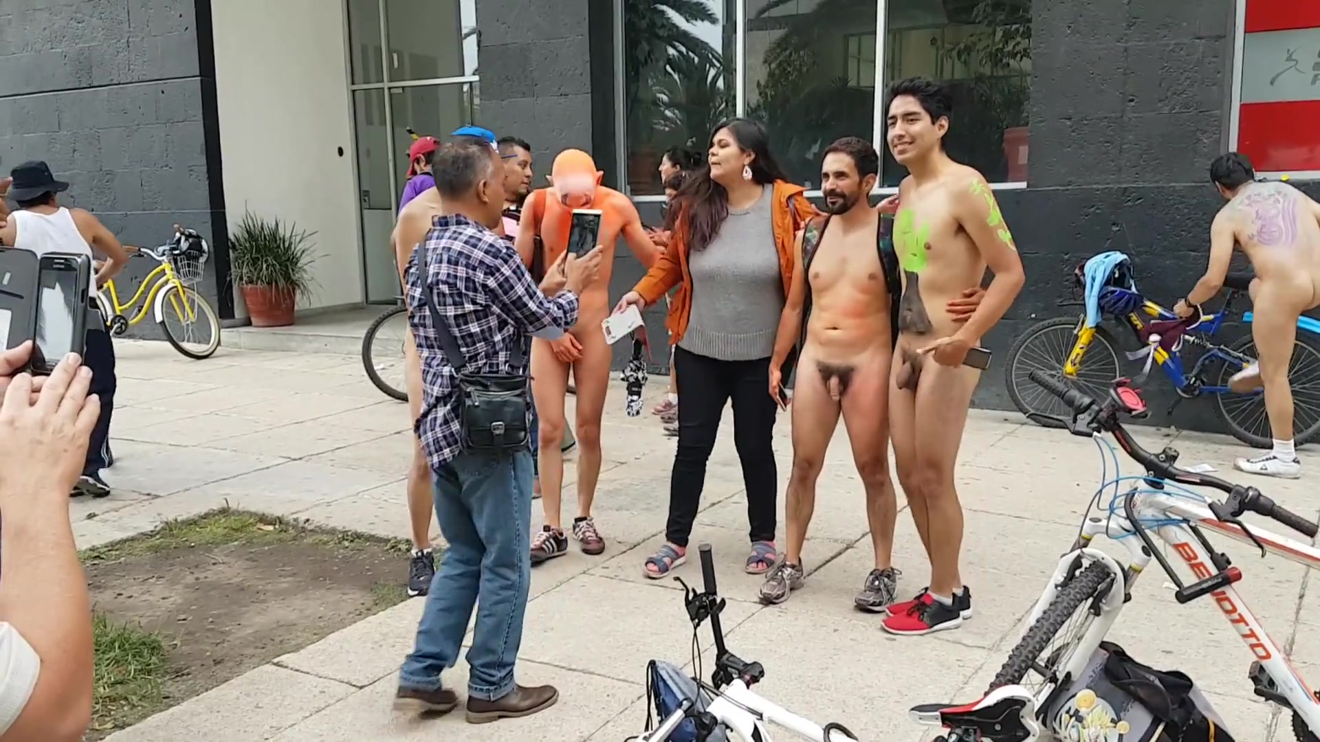 becky goolsby add Naked Male In Public photo