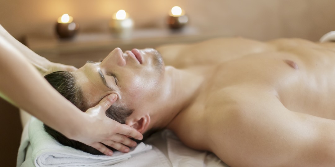 Naked Male Spa 3366