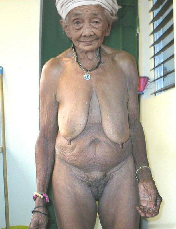christopher reavell add Naked Old Lady photo