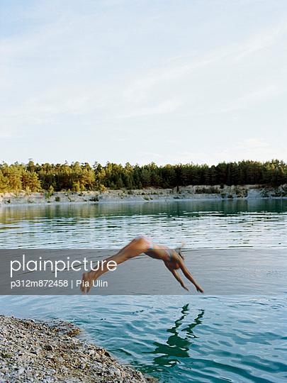 anjelica perez add Naked Women Jumping photo