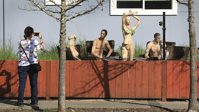 arnold rufole add Neighbor Is Naked photo
