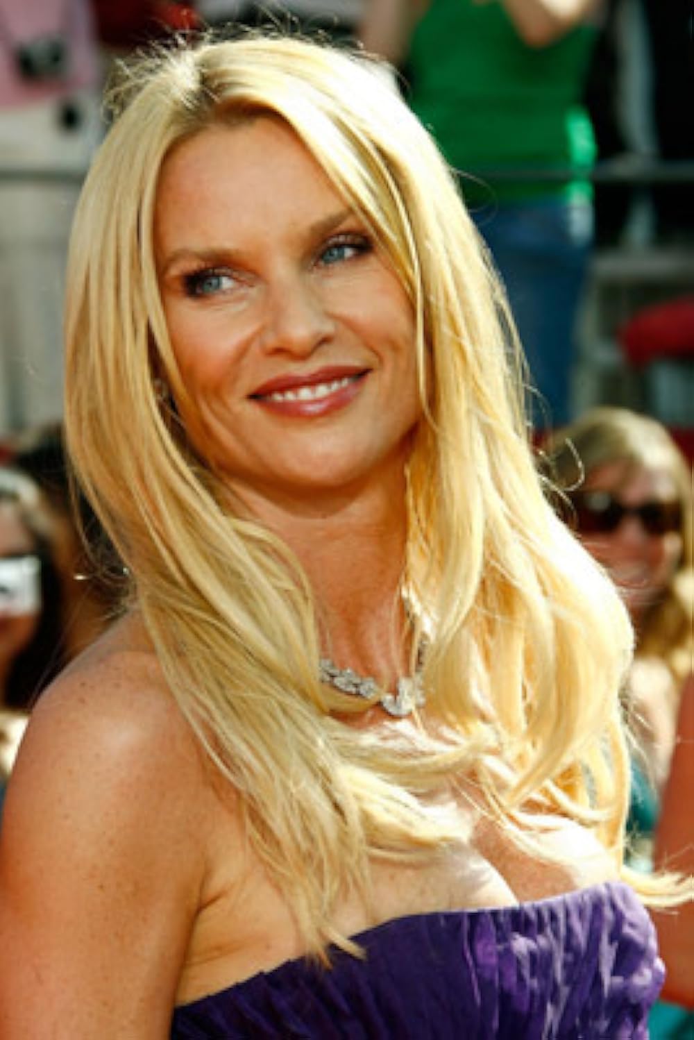 debby lewis add Nicole Sheridan Age photo