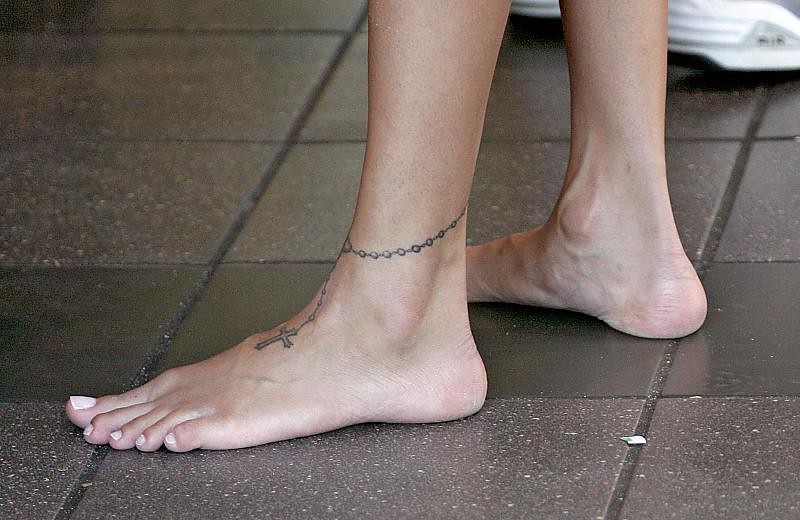 being true add Nicole Wallace Feet photo