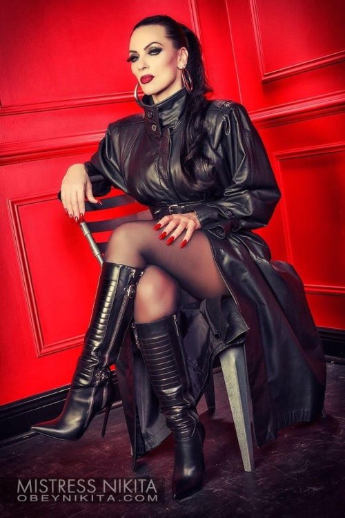 bailey sanders add Nikita Obey photo