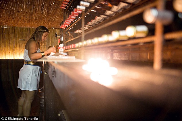 charlie joseph add Nude In Restaurant photo