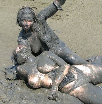 avnish tiwari add Nude Mud Wrestling photo