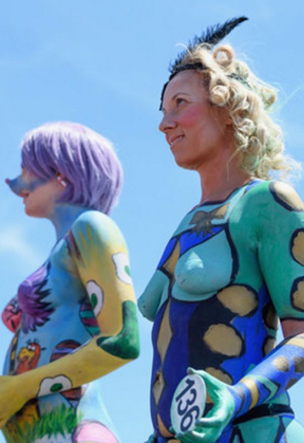 bob net add Nude Women With Body Paint photo