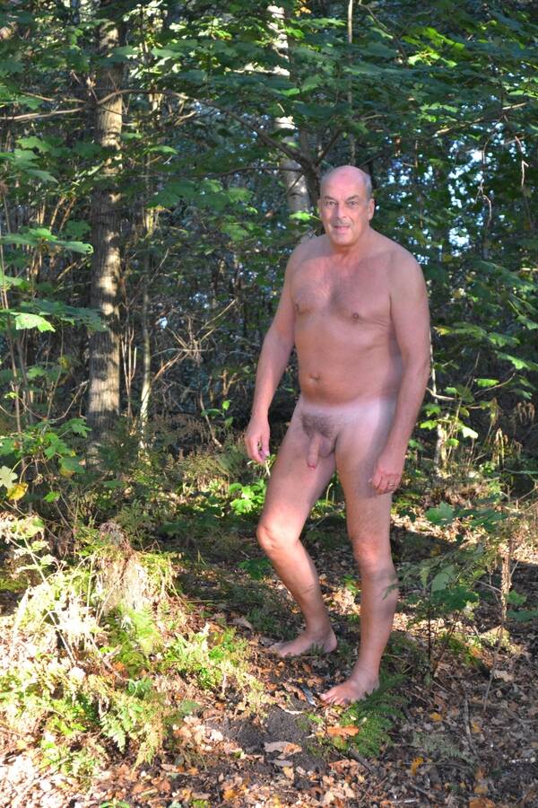 Older Nude Pic 19225