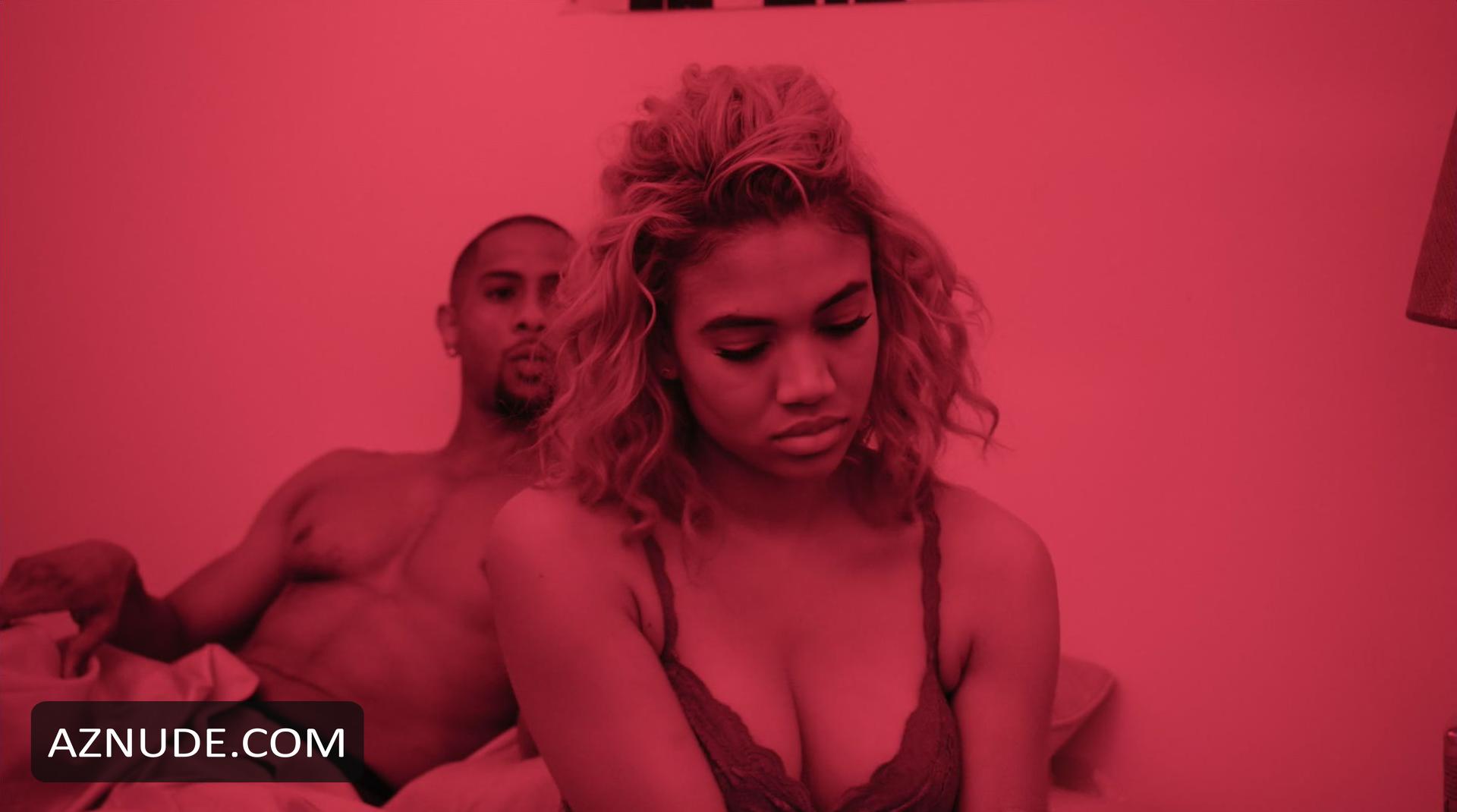 alvaro gallegos add Paige Hurd Nude photo