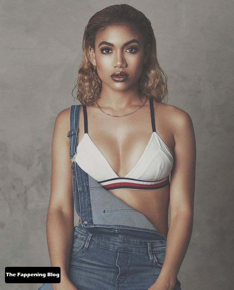 claudia castiglione add Paige Hurd Nude photo