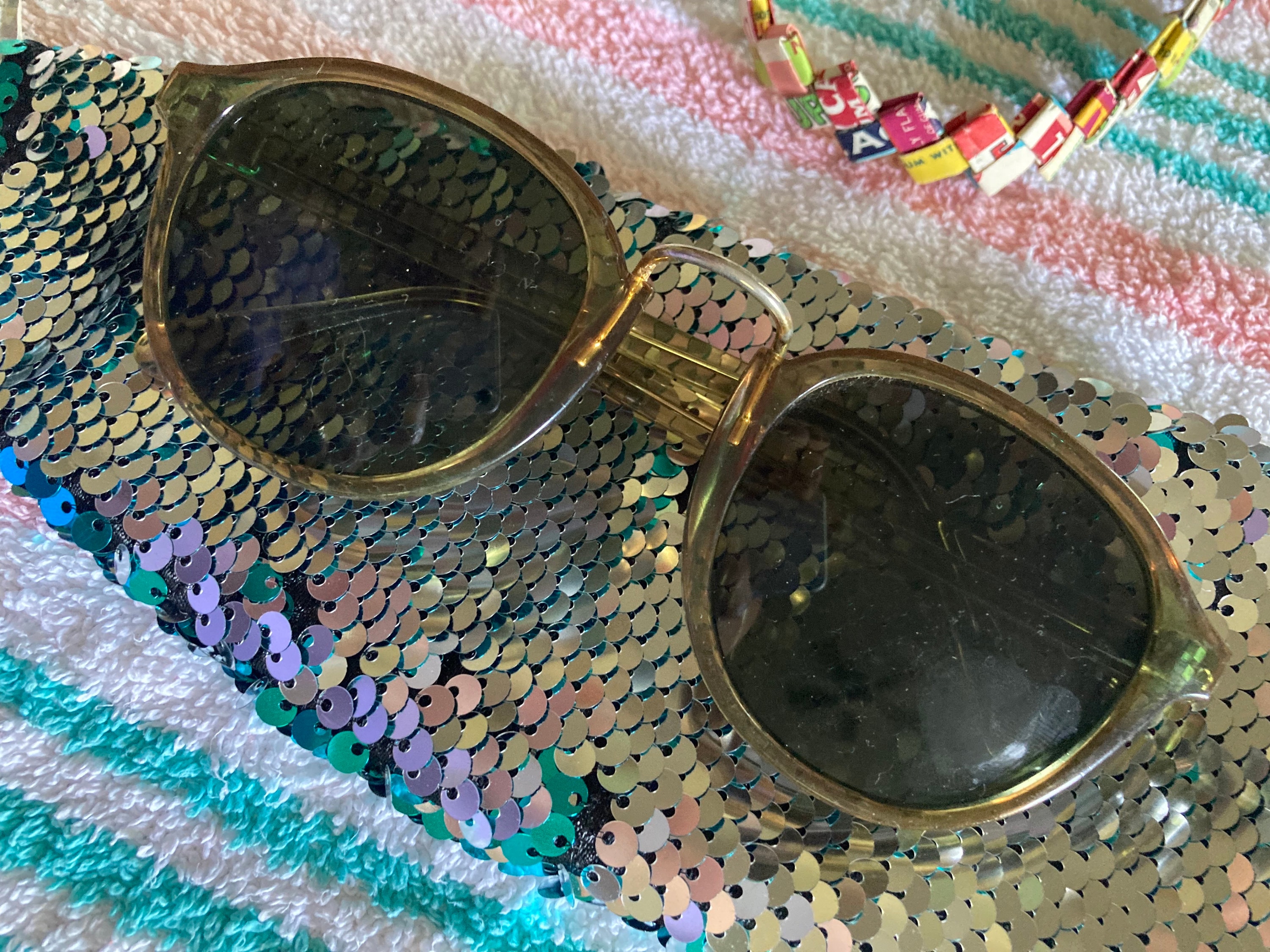 diego baena add Pawg Glasses photo