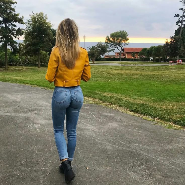 adam urbanski add Petite Ass Porn photo