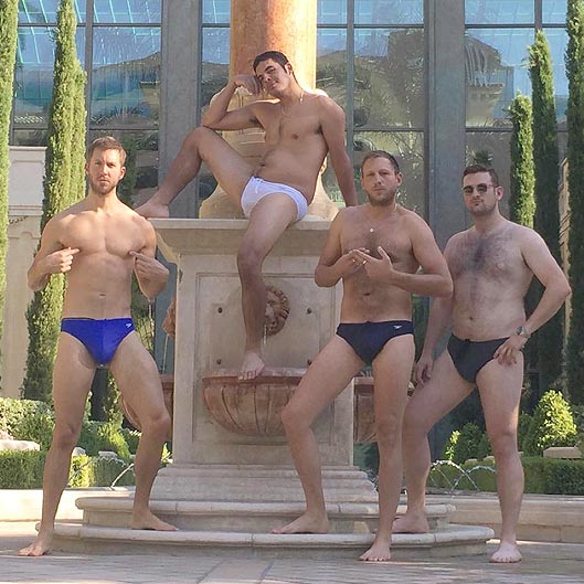 dini indriani add Photos Of Men In Speedos photo
