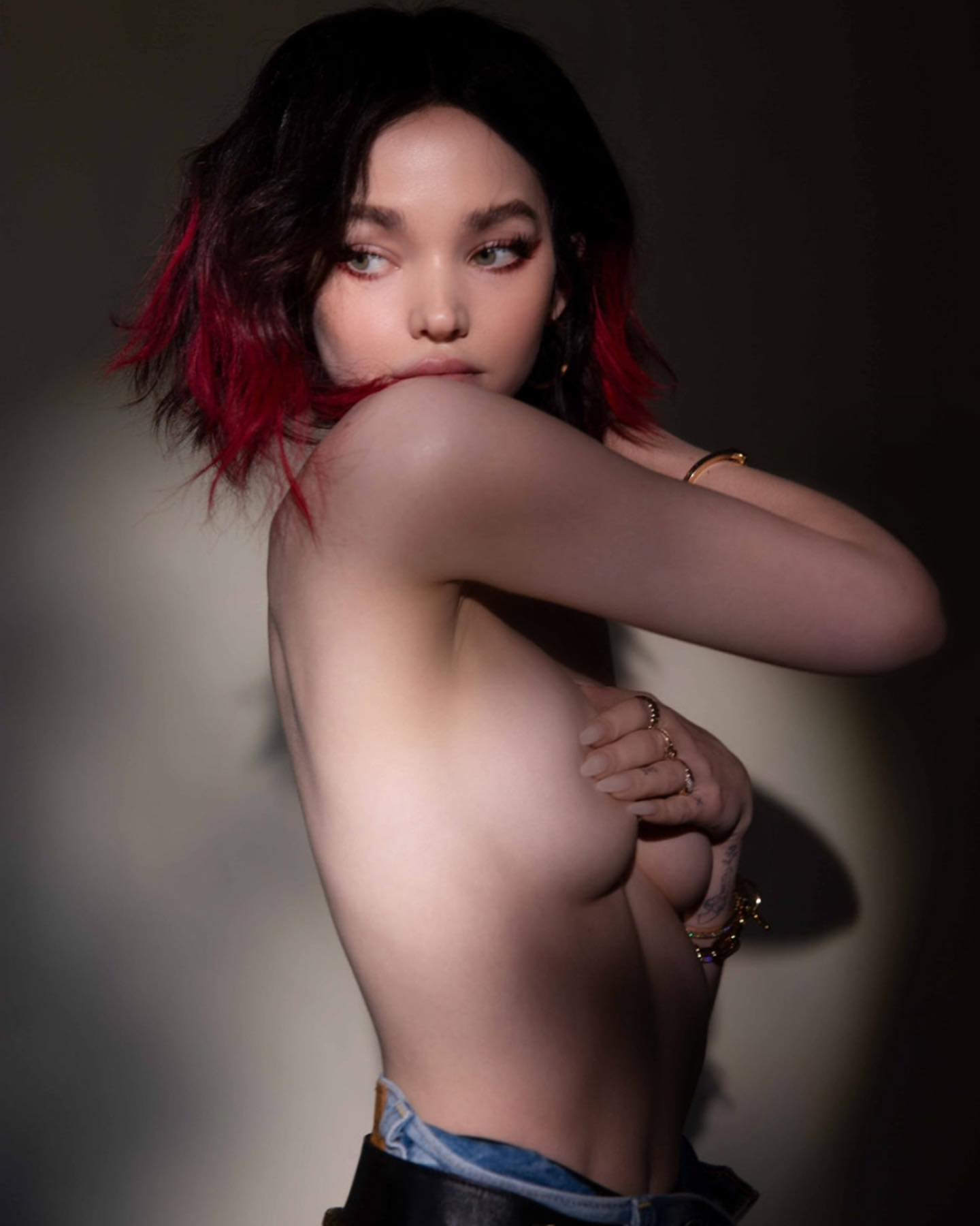 brad grantham add Porn Dove Cameron photo
