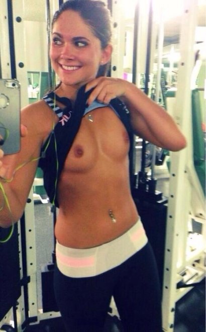 bhawana ojha add Public Gym Flashing photo