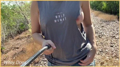 chris tucciarone add Public Sideboob photo