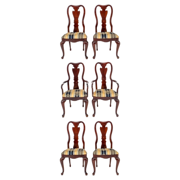 bruno da costa add Queening Chairs Middle Ages photo