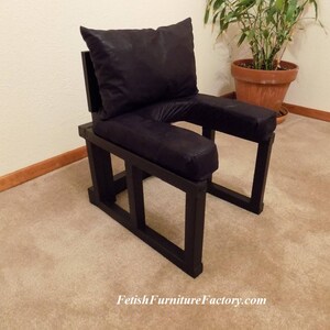 britt dvorak add Queening Chairs Middle Ages photo