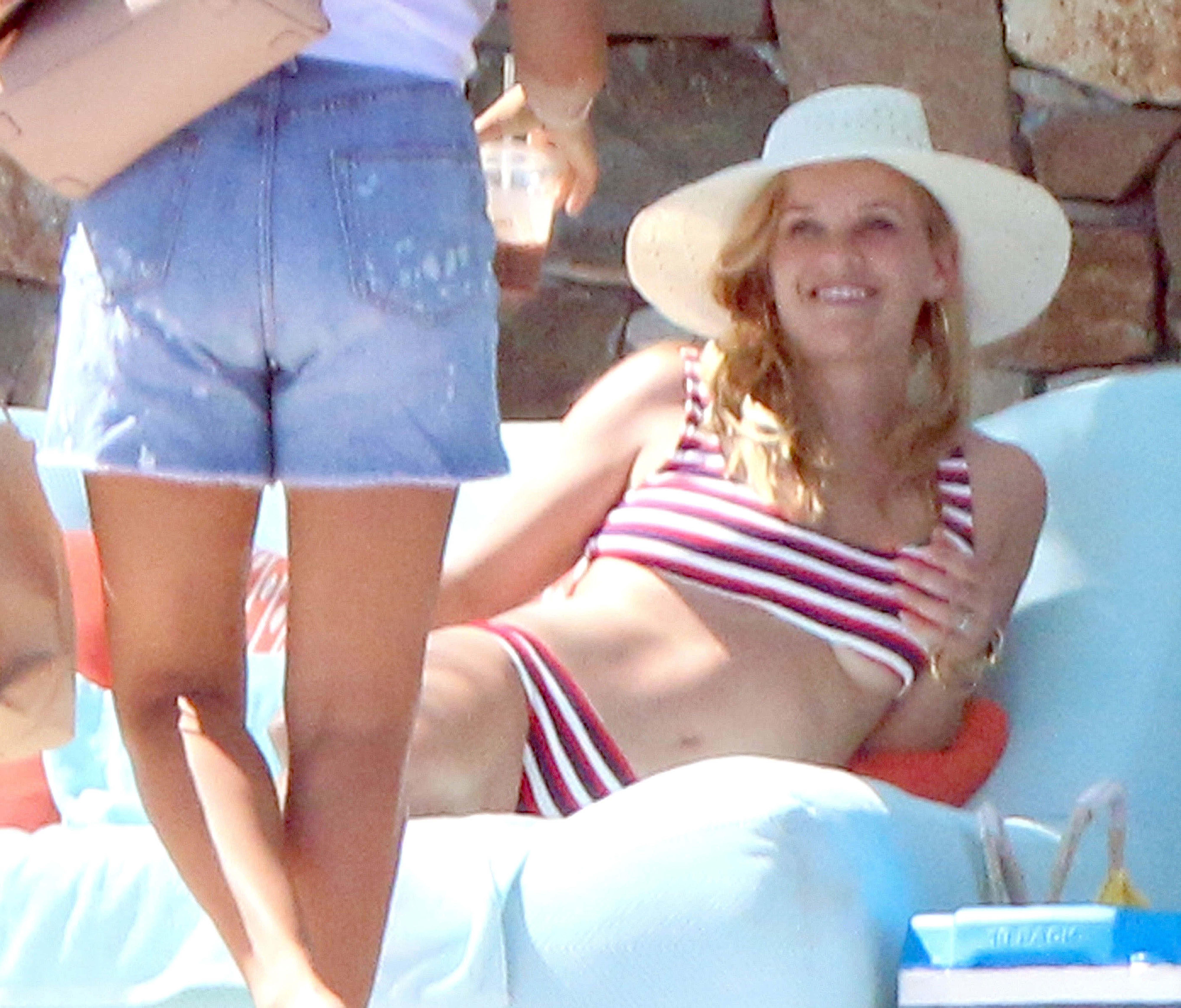 delvin stephens add Reese Witherspoon Breasts photo