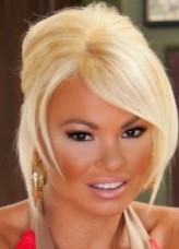brittney smit add Rhylee Richards photo